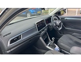 Volkswagen T-Roc Image 2