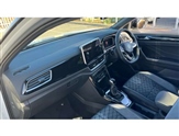 Volkswagen T-Roc Image 2