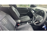 Volkswagen T-Roc Image 2