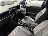 Volkswagen T-Roc Image 2