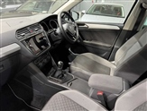 Volkswagen T-Roc Image 2