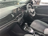 Volkswagen T-Roc Image 2