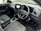 Volkswagen T-Roc Image 6