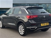Volkswagen T-Roc Image 3