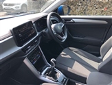 Volkswagen T-Roc Image 2