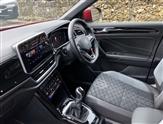 Volkswagen T-Roc Image 2