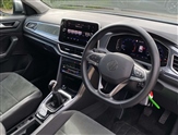 Volkswagen T-Roc Image 6