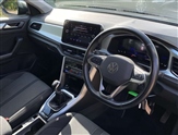 Volkswagen T-Roc Image 6