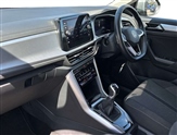 Volkswagen T-Roc Image 2