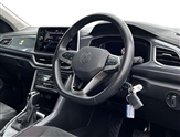 Volkswagen T-Roc Image 6