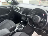 Volkswagen T-Roc Image 6