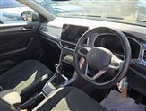 Volkswagen T-Roc Image 6