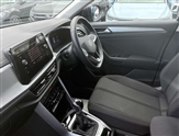 Volkswagen T-Roc Image 2