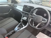 Volkswagen T-Roc Image 6