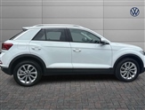 Volkswagen T-Roc Image 4