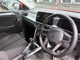 Volkswagen T-Roc Image 6