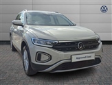 Volkswagen T-Roc Image 1