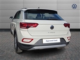 Volkswagen T-Roc Image 3