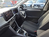 Volkswagen T-Roc Image 2