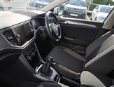 Volkswagen T-Roc Image 2
