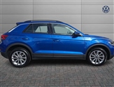 Volkswagen T-Roc Image 4