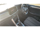 Volkswagen T-Roc Image 2