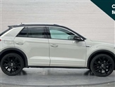 Volkswagen T-Roc Image 2