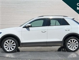 Volkswagen T-Roc Image 6