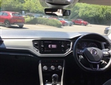 Volkswagen T-Roc Image 3