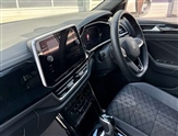Volkswagen T-Roc Image 2