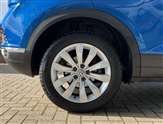Volkswagen T-Roc Image 5