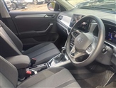Volkswagen T-Roc Image 6
