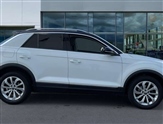 Volkswagen T-Roc Image 4