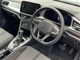Volkswagen T-Roc Image 6