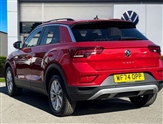 Volkswagen T-Roc Image 2