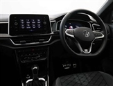 Volkswagen T-Roc Image 2