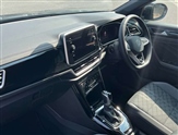 Volkswagen T-Roc Image 2