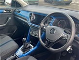 Volkswagen T-Roc Image 6