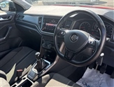 Volkswagen T-Roc Image 6