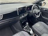 Volkswagen T-Roc Image 2