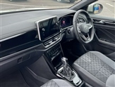 Volkswagen T-Roc Image 2