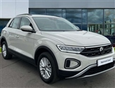 Volkswagen T-Roc Image 1