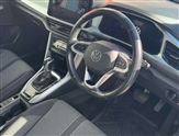 Volkswagen T-Roc Image 6
