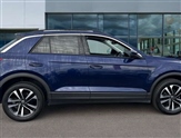 Volkswagen T-Roc Image 4