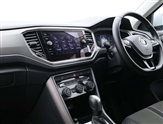 Volkswagen T-Roc Image 2