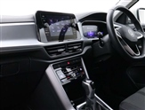 Volkswagen T-Roc Image 2