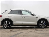 Volkswagen T-Roc Image 4