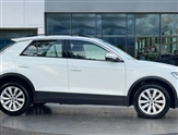Volkswagen T-Roc Image 4