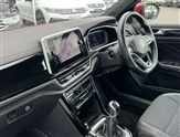 Volkswagen T-Roc Image 2