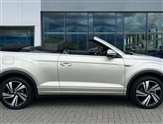 Volkswagen T-Roc Image 4